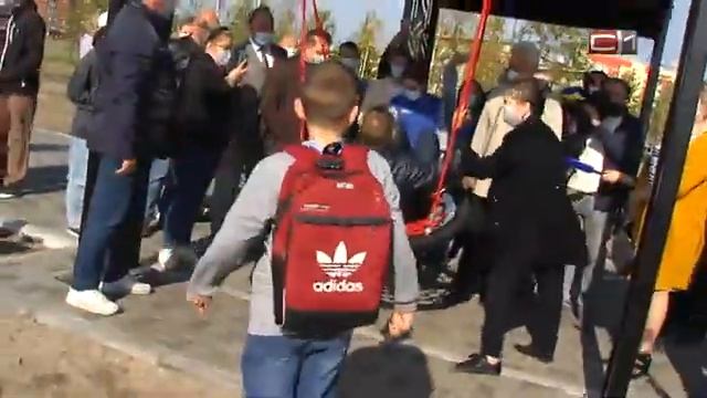 Вспомнили детство. Наталья Комарова укачала главу Федоровского смотреть онлайн