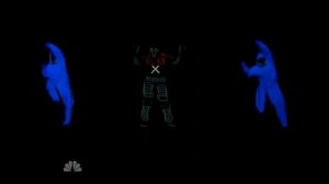 танцы в темноте