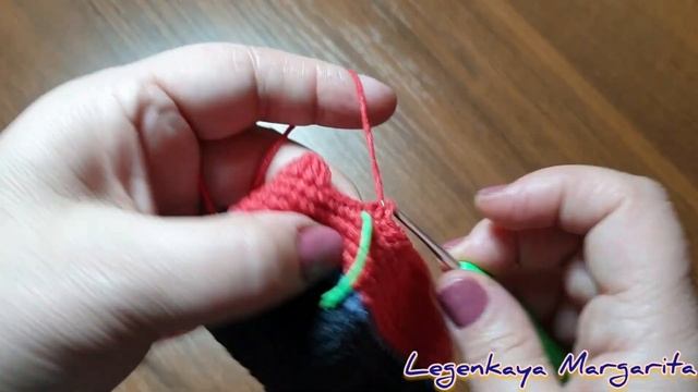 Кроссовки - пинетки крючком/Sneakers - crochet booties смотреть онлайн