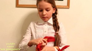 Как завязать платок на шее в виде РОЗЫ.How to tie a kerchief HD.