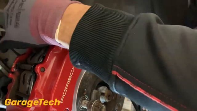 How to change your Brake Fluid with a Sealey Pressure Bleeder DIY best bleeder you can buy reviewed смотреть онлайн