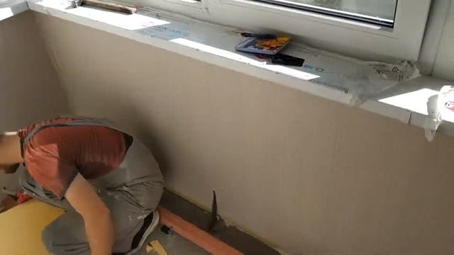 Остекление и отделка балкона на 10 этаже. Богатырский пр. д.4