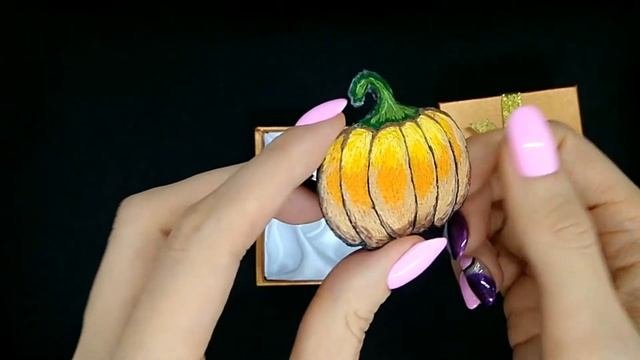 Брошь Тыква, вышитая гладью. Брошь ручной работы Тыква / NataliaLuzik