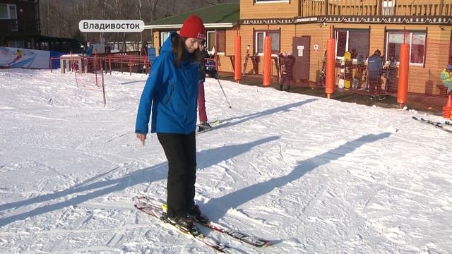 Спуск на лыжах: поговорим о технике безопасности смотреть онлайн