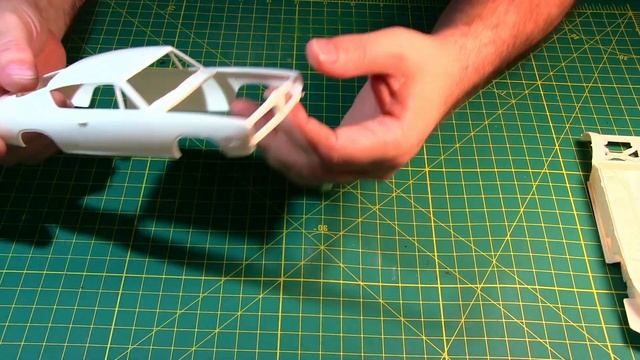 Plastic Model Kit Review and Build 1969 Plymouth Barracuda смотреть онлайн