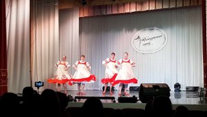 Народный танец "Четыре двора". Ансамбль танца "Кристалл" Асбест, Свердловская обл.