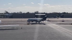 Plane spotting! Bombardier Challenger 300 Takeoff!