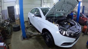 КУПИЛ НОВУЮ ЛАДУ ВЕСТУ 2021 ПОДЫМАЕМ НА ПОДЬЕМНИКЕ- ИЩЕМ ДОРАБОТКИ 2021 ( LADA VESTA ОТЗЫВ)