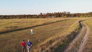 Полет радиоуправляемого самолета СУ-29