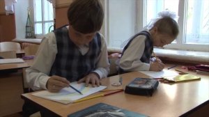 Я рисую речку, я рисую солнце