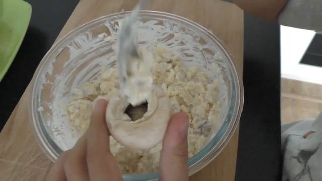 Готовлю сам ГРИБЫ С СЫРОМ❗?Stuffed BAKED MUSHROOMS Recipe_Easy Vegetarian Finger Food смотреть онлайн