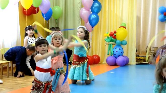 Выпускной в детском саду №3 26 мая 2017 г., группа Ягодка смотреть онлайн