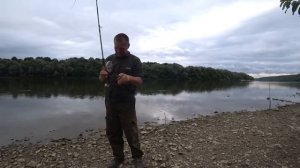 Ловля  леща на сало с чесноком. Опробуем новый монтаж пружин . Рыбалка с ночевой.