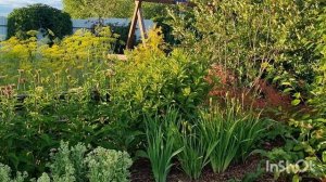 ЦВЕТНИК в ПРИРОДНОМ СТИЛЕ: как меняется с июня по сентябрь.