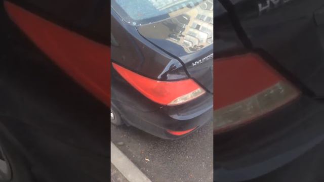 Прилетел камень в машину и всем пофиг !!!Деревня Колтуши смотреть онлайн