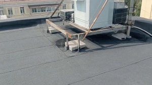 Капитальный ремонт кровли. 180 м2, срыв, керамзит, стяжка, отлив, 2 слоя.