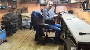 Аккумулятор, генератор и зарядные устройства.