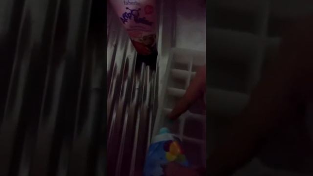 Мы делаем цветной лёд смотреть онлайн