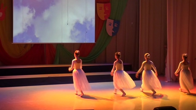 Танцевальный коллектив Казанского района смотреть онлайн