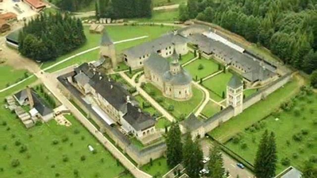 10 Most beautiful places in ROMANIA смотреть онлайн