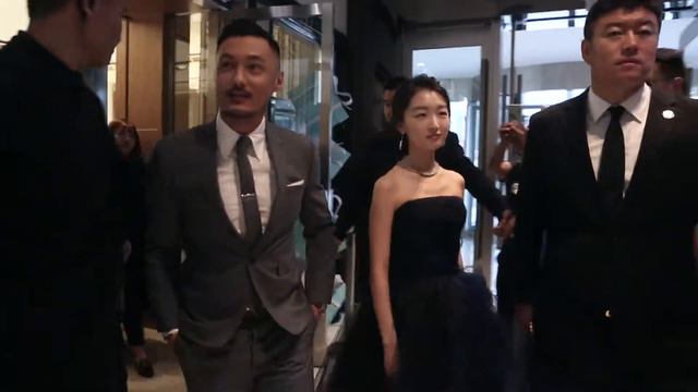 Tiffany & Co. - Classic Diamond Rings смотреть онлайн