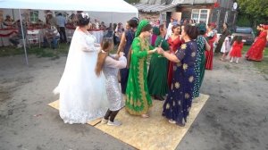 Давид и Багиня - г. Покров