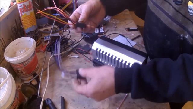 Подключить самую дешевую китайскую автомагнитолу 2din 7дюймов с камерой заднего вида. смотреть онлайн