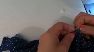 Обработка V-образной горловины. Пошаговый мастер класс.mp4