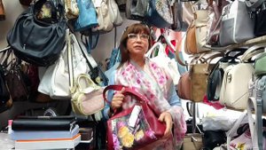 #мода 🌺 ЦВЕТОЧНОЕ ЛЕТО 🌺 ДВЕ МОДЕЛИ СУМОК 🧐🥰#стильнаясумка #моднаясумка 🤗🧐#bag