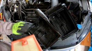 Volskwagen Golf 7 Air filter change,Inlocuit filtru aer Golf VII,Luftfilterwechsel VW Golf 7 1.4 TG