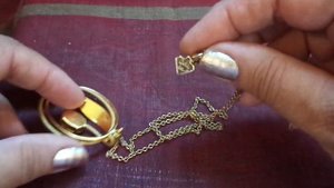 Радостные находки по смешной цене. Винтажные украшения с блошиного рынка и из секонд-хэнда.