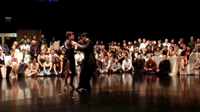 Sebastian Achaval & Roxana Suarez - llusion Azul - Afredo De Angelis 2 of 3 смотреть онлайн