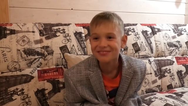 Вот как нужно учить стихи Лебедь Рак и Щука (смотреть до конца)