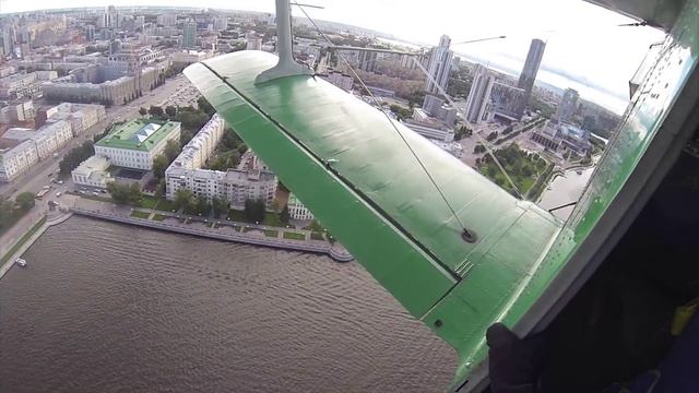 Прыжок с парашютом с 100 метров смотреть онлайн