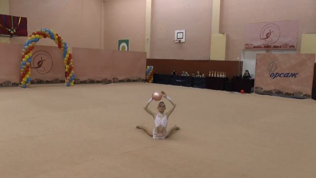 Кулич Дарина 17.05.2014 (Мяч) смотреть онлайн