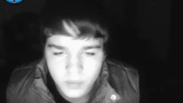 Мальчик поет смотреть онлайн