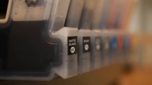 Epson Stylus Pro 3880 refilling / Презаправка принтера 3880. 9 красок.