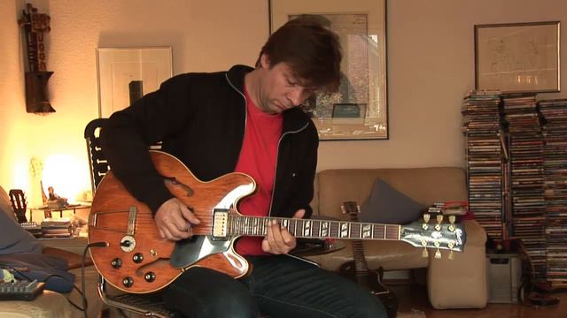 Early 70's Gibson ES-345 walnut part 2 demo of the Varitone Switch смотреть онлайн