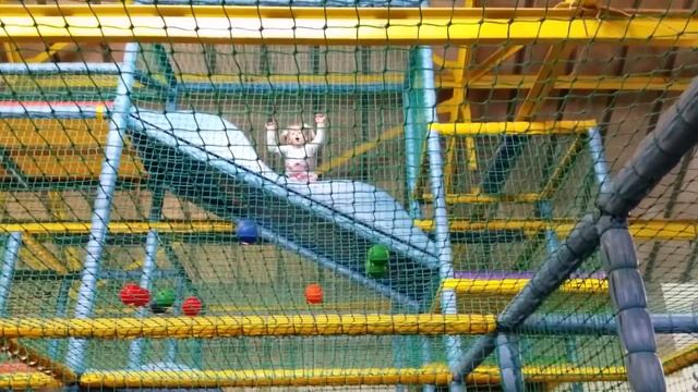 Кукла БЕБИ БОН КАТЯ ПРЯЧЕТСЯ и Играет в прятки с Эльвирой