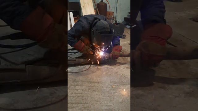 Полуавтомат Динамика 2000 | Сварка выхлопной трубы | Обзор Полуавтомата смотреть онлайн