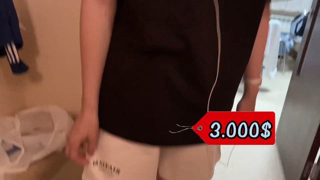 В 16 лет носит лук за 2,5 миллиона! Сколько стоит твой шмот?