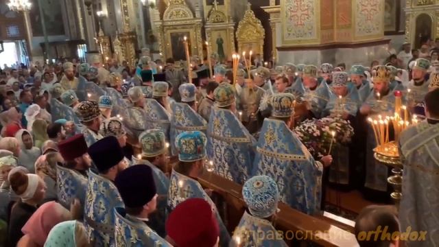 Всенощное Бдение накануне празднования дня памяти святых первоверховных апостолов Петра и Павла смотреть онлайн