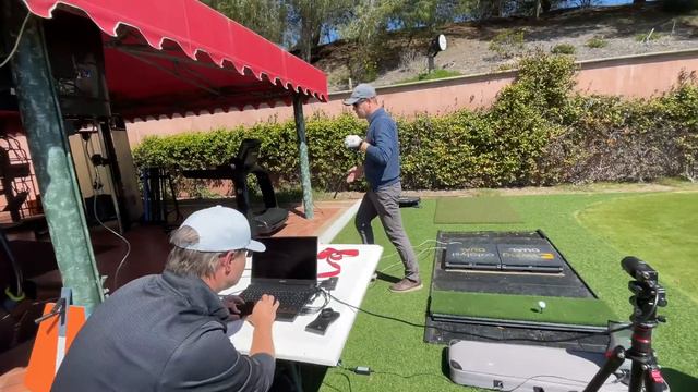 WOW! Gaining 24 yards of CARRY with DRIVER. Ground Force Lesson w Scott Lynn смотреть онлайн