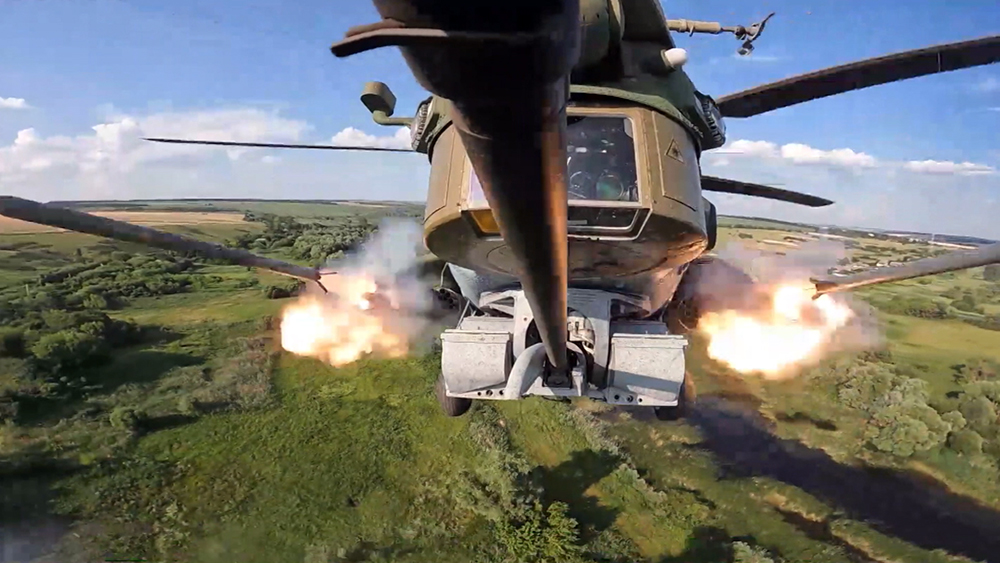 Минобороны показало работу "Ночных охотников" на Украине / События на ТВЦ