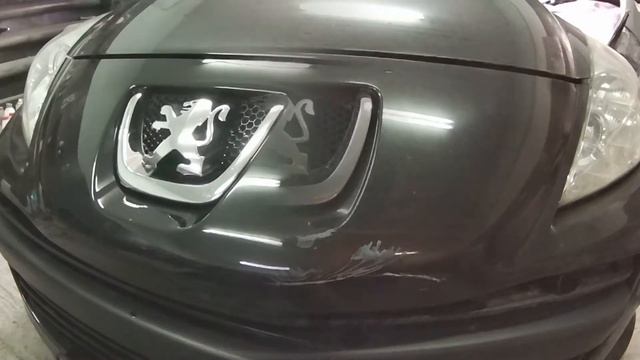 #Peugeot_207 - локальная перекраска переднего бампера смотреть онлайн