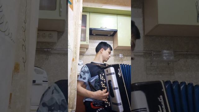 Не помню какое название песни:)) смотреть онлайн