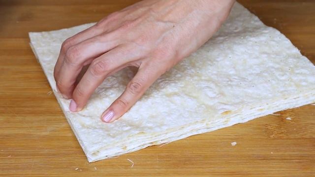 Трубочки из лаваша с творогом и сыром . Быстро и вкусно / Pita bread rolls with cheese Eng sub