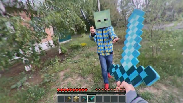 Minecraft in Real Life POV Zombie Battle Minecraft en la vida real in Real Life смотреть онлайн