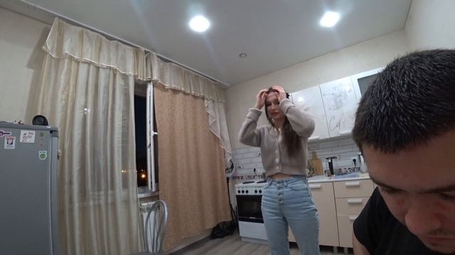 КАТЮША ГИТЕЛЬМАН ПРИСЕДАЕТ 100 СТО РАЗ НА СТРИМЕ ЗА ДОНАТ! СЕМЬЯ ГИТЕЛЬМАНОВ ИЗ АБАКАНА! БАЛДЁЖ777! смотреть онлайн