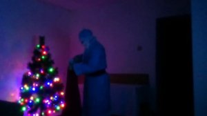 Дедушка Мороз существует!!!  Его сняла скрытая камера :)